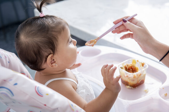 Feeding Baby: How to Avoid Food Allergies